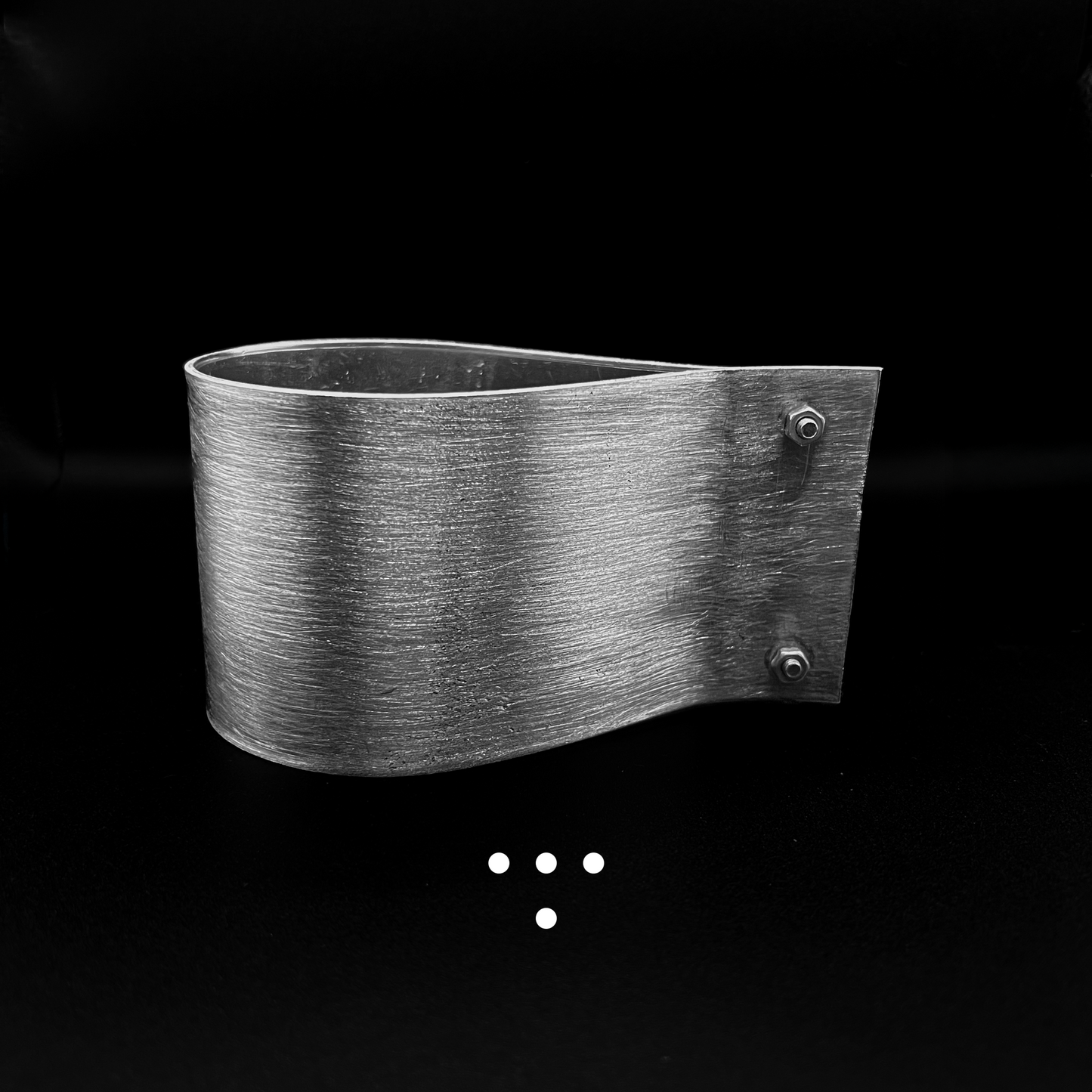 ::: SCR3W BRACELET :::